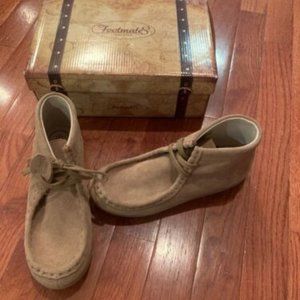Footmates Buck Suede shoes sz 3 for kids
